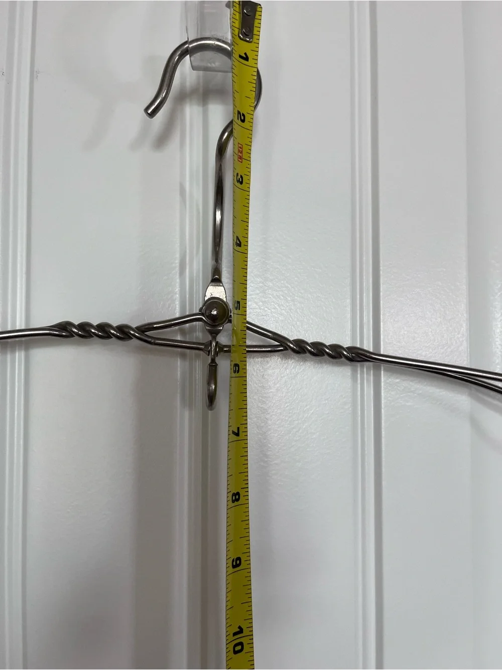 Antique Heavy Duty Twisted Metal Clothes Hanger with Shoulder Hangers and Hook